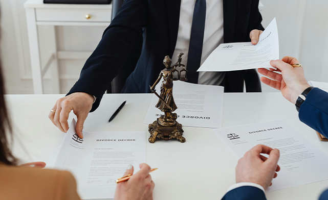 Shenzhen Lawyer's Association: Promoting Ethical Standards Through Translation